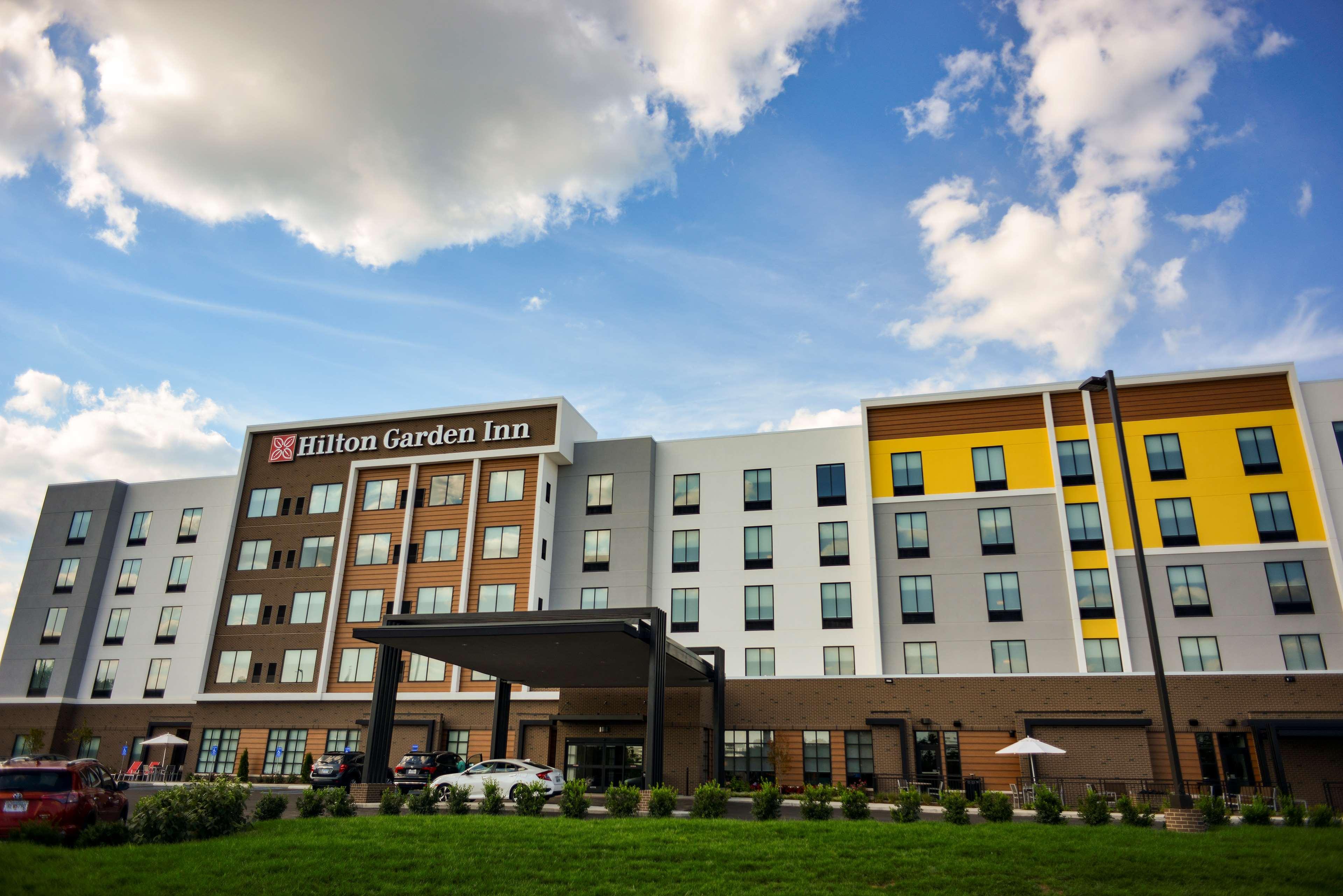 Hilton Garden Mall Of St. Matthews Hotel